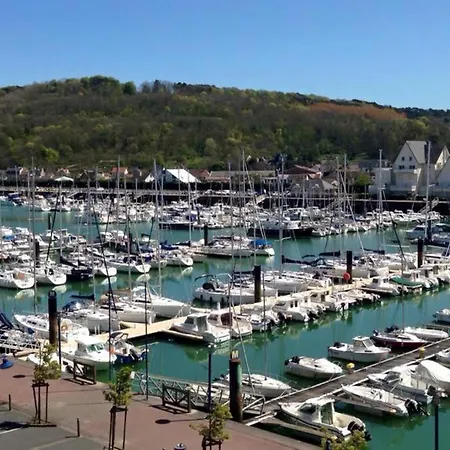 Cathy Duplex Plein Sud Vue Port Avec Piscine Interieure Chauffee Apartmán