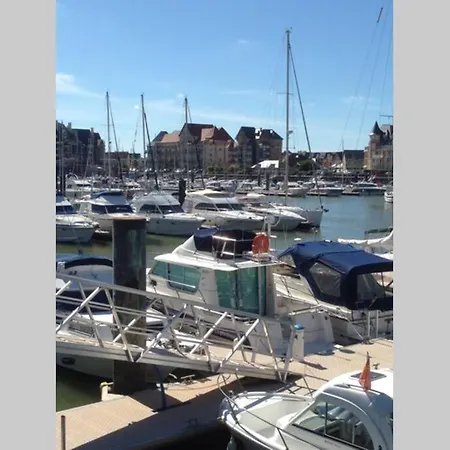 Cathy Duplex Plein Sud Vue Port Avec Piscine Interieure Chauffée